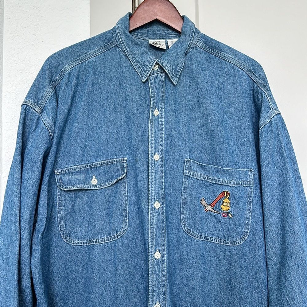 VINTAGE 90S DISNEY STORE SEVEN DWARFS DENIM LONG SLEEVE BUTTON DOWN MENS LARGE - Picture 4 of 7